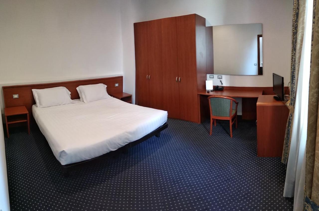 Hotel Glis San Mauro Torinese Exterior photo