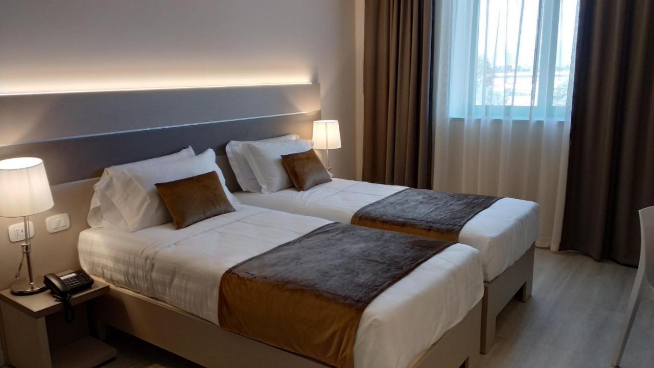 Hotel Glis San Mauro Torinese Exterior photo
