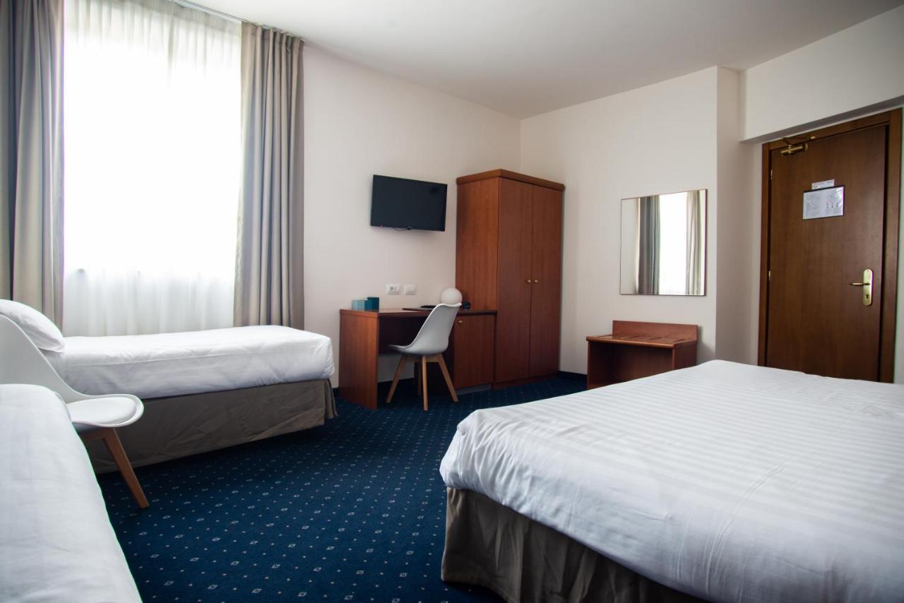 Hotel Glis San Mauro Torinese Exterior photo